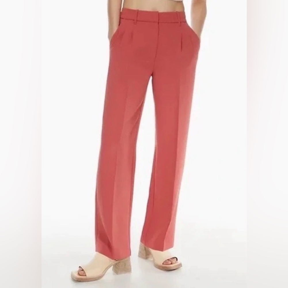 Aritzia Wilfred Effortless Pant in Warm Sienna Red Crepe Size 4P Short NWT